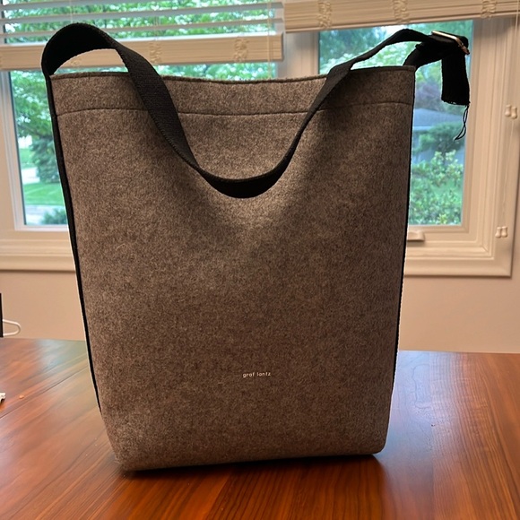 Graf Lantz Gray Wool Shoulder Bag - Picture 12 of 12